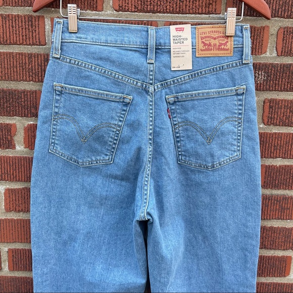 Levi's High Waisted Tapered Mom Stretch Jeans - Picture 6 of 9